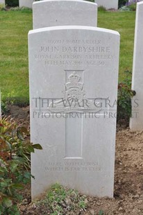 MONT HUON MILITARY CEMETERY, LE TREPORT - DARBYSHIRE, JOHN