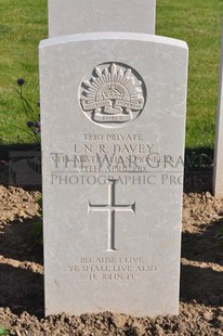 MONT HUON MILITARY CEMETERY, LE TREPORT - DAVEY, JOHN WILLIE
