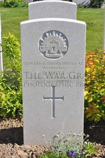 MONT HUON MILITARY CEMETERY, LE TREPORT - DAVIES, EDWARD ERNEST