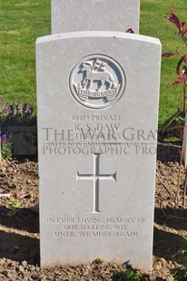MONT HUON MILITARY CEMETERY, LE TREPORT - DAW, RAYMOND STEPHEN