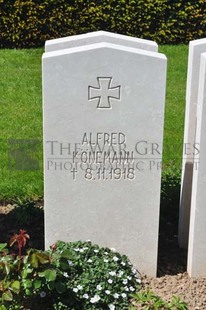 MONT HUON MILITARY CEMETERY, LE TREPORT - KONEMANN, ALFRED
