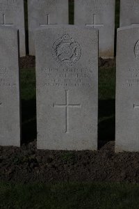Lijssenthoek Military Cemetery - Aikenhead, W