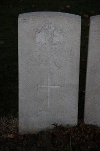 Lijssenthoek Military Cemetery - Aitken, Albert Easton Hogg