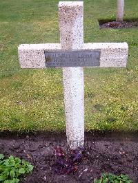 Lijssenthoek Military Cemetery - Albinet, Lucien