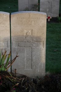 Lijssenthoek Military Cemetery - Appel, Walter Henry
