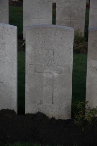 Lijssenthoek Military Cemetery - Attwood, A