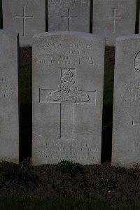Lijssenthoek Military Cemetery - Austin, A G