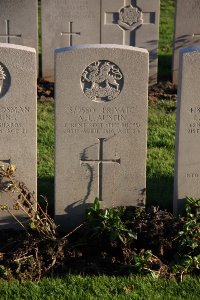 Lijssenthoek Military Cemetery - Austin, Archibald Lionel