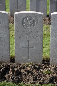 Lijssenthoek Military Cemetery - Austin, Ernest