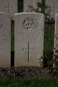 Lijssenthoek Military Cemetery - Austin, Joseph