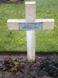 Lijssenthoek Military Cemetery - Auvray, Emile