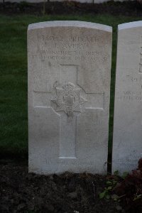 Lijssenthoek Military Cemetery - Avery, J