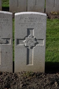 Lijssenthoek Military Cemetery - Baker, F