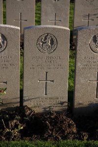 Lijssenthoek Military Cemetery - Baker, T J