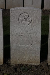 Lijssenthoek Military Cemetery - Ball, E