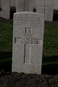 Lijssenthoek Military Cemetery - Bamber, Thomas