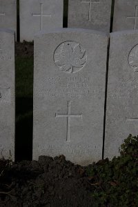 Lijssenthoek Military Cemetery - Barber, Walter Everald