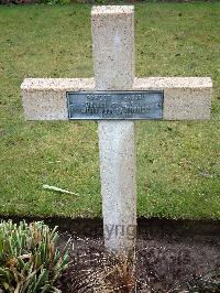 Lijssenthoek Military Cemetery - Bardot, F