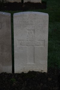 Lijssenthoek Military Cemetery - Barrett, George