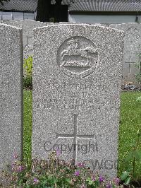 Lijssenthoek Military Cemetery - Bate, James