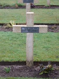 Lijssenthoek Military Cemetery - Bignon, Lucien