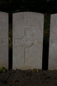 Lijssenthoek Military Cemetery - Black, Colin Buxton