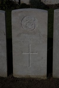 Lijssenthoek Military Cemetery - Bowker, A