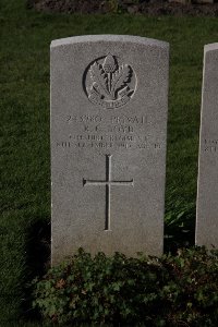 Lijssenthoek Military Cemetery - Boyd, R G