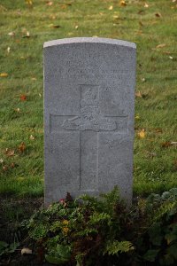 Lijssenthoek Military Cemetery - Boylan, E