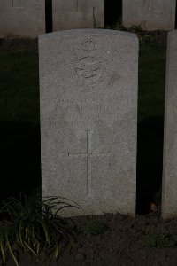 Lijssenthoek Military Cemetery - Bradbury, G C