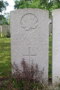 Lijssenthoek Military Cemetery - Bradshaw, David Campbell