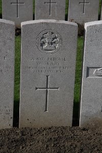 Lijssenthoek Military Cemetery - Brady, W