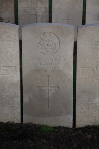 Lijssenthoek Military Cemetery - Bramley, S