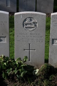 Lijssenthoek Military Cemetery - Branthwaite, James Simson