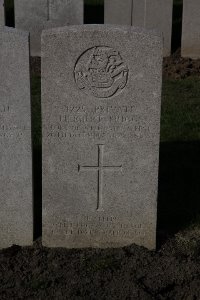 Lijssenthoek Military Cemetery - Briggs, Herbert