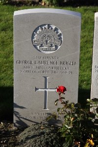 Lijssenthoek Military Cemetery - Bright, George Laurence