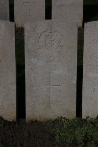 Lijssenthoek Military Cemetery - Brooks, C J