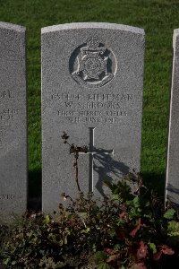Lijssenthoek Military Cemetery - Brooks, W S