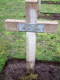 Lijssenthoek Military Cemetery - Brouck, Louis