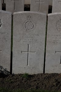 Lijssenthoek Military Cemetery - Brown, R