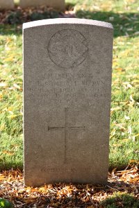 Lijssenthoek Military Cemetery - Brown, Robin Lowis Campbell