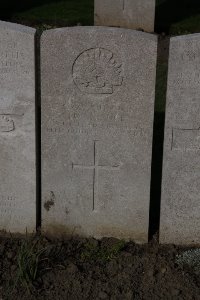 Lijssenthoek Military Cemetery - Bruce, Hubert Alexander