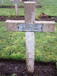 Lijssenthoek Military Cemetery - Bruneau, Sylvain