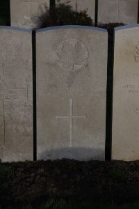 Lijssenthoek Military Cemetery - Bryce, Wilfred Austin