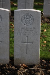 Lijssenthoek Military Cemetery - Burchell, E V