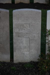 Lijssenthoek Military Cemetery - Busby, E S
