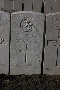 Lijssenthoek Military Cemetery - Buss, Robert William