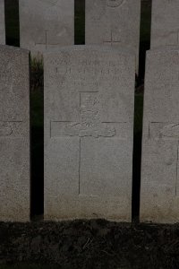 Lijssenthoek Military Cemetery - Buvington, Reginald Henry