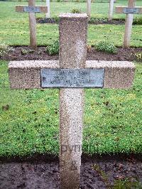 Lijssenthoek Military Cemetery - Canevet, Louis
