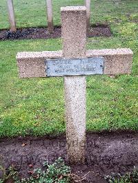 Lijssenthoek Military Cemetery - Carriere, Francois